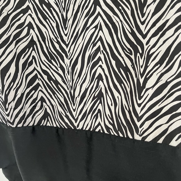 Silk dress - Picture 3 of 5